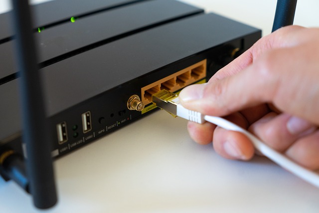 Understanding WiFi Extenders: Modes, Capabilities, and Connection Modalities