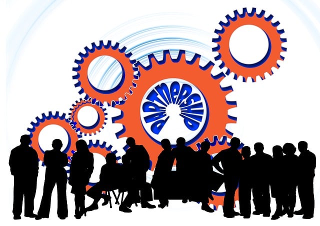 Using Pine Script to Extend TradingView